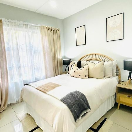 Trendy, Comfortable 1 Bedroom Apartments In Mthatha Buitenkant foto