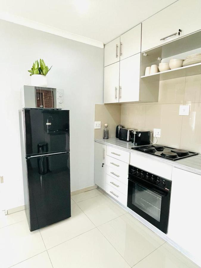 Trendy, Comfortable 1 Bedroom Apartments In Mthatha Buitenkant foto