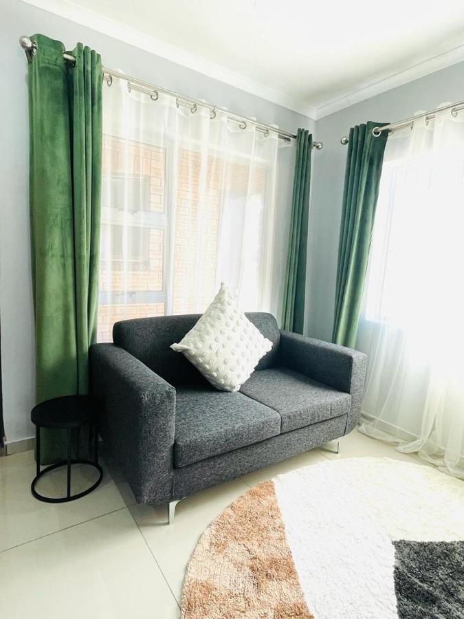 Trendy, Comfortable 1 Bedroom Apartments In Mthatha Buitenkant foto