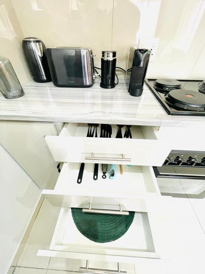 Trendy, Comfortable 1 Bedroom Apartments In Mthatha Buitenkant foto