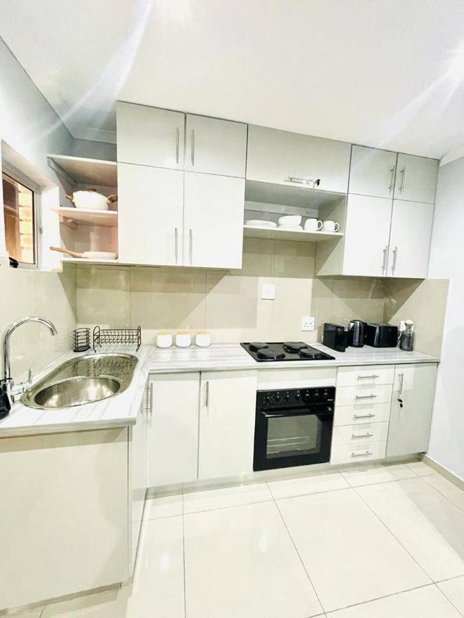 Trendy, Comfortable 1 Bedroom Apartments In Mthatha Buitenkant foto