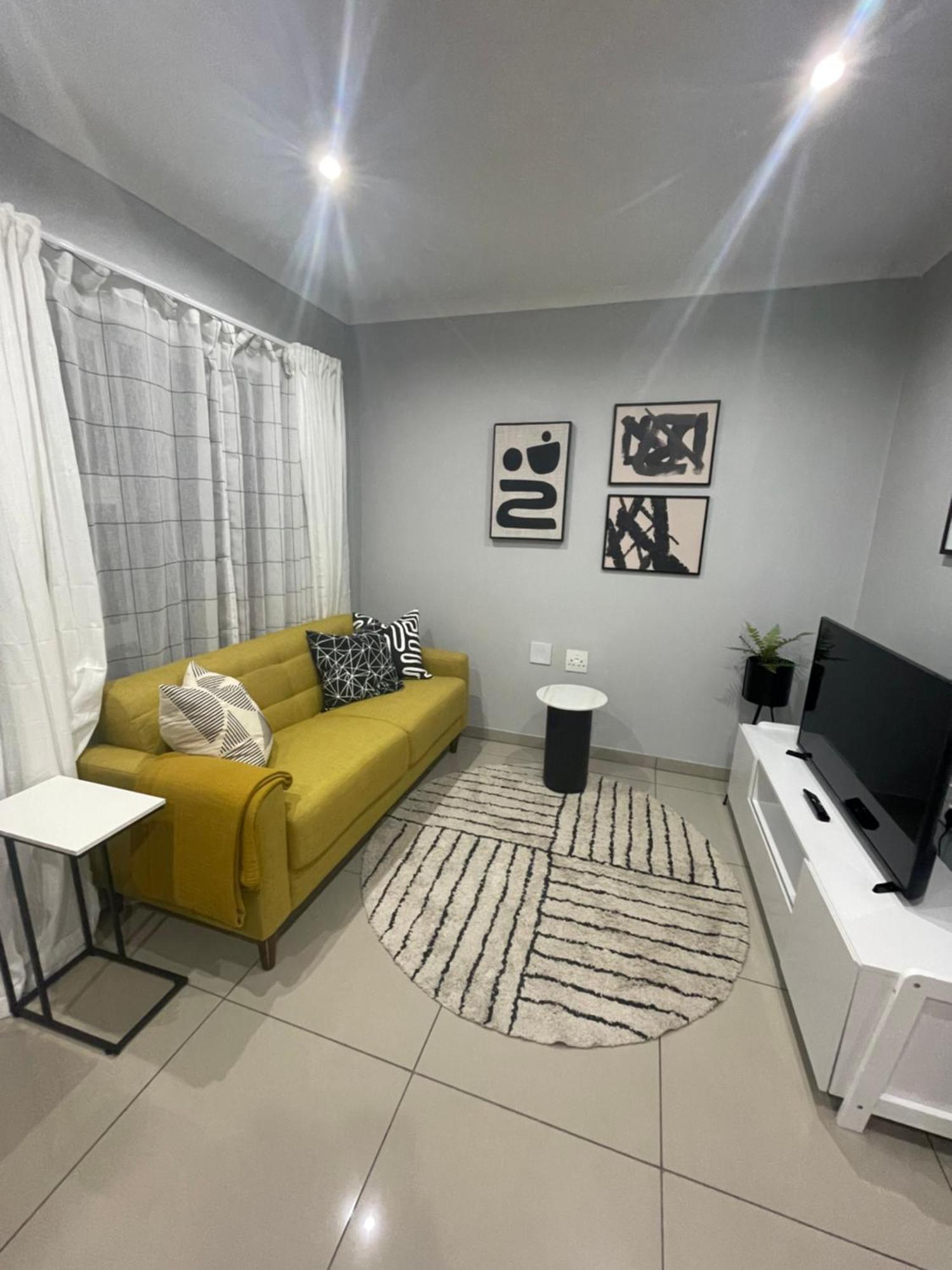 Trendy, Comfortable 1 Bedroom Apartments In Mthatha Buitenkant foto