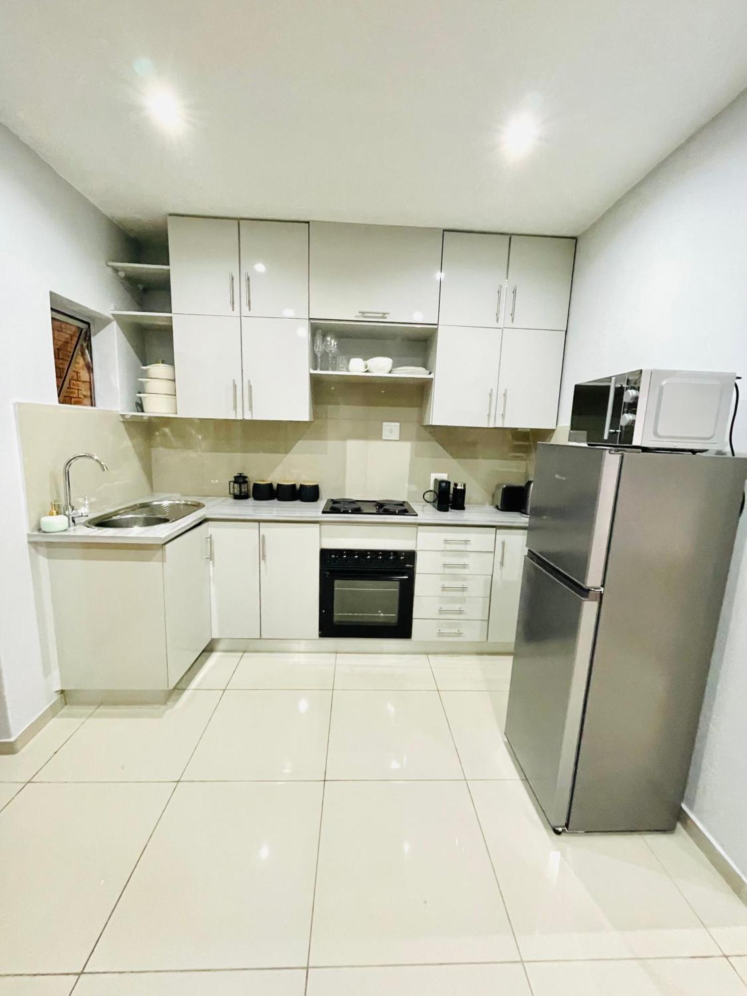 Trendy, Comfortable 1 Bedroom Apartments In Mthatha Buitenkant foto