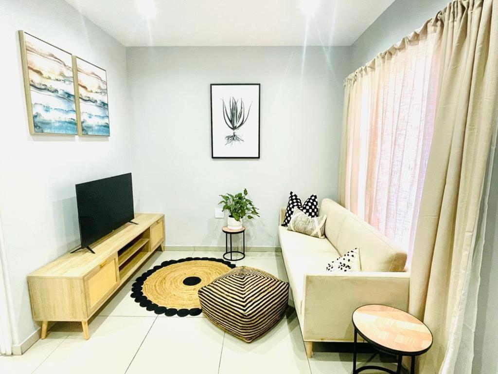 Trendy, Comfortable 1 Bedroom Apartments In Mthatha Buitenkant foto