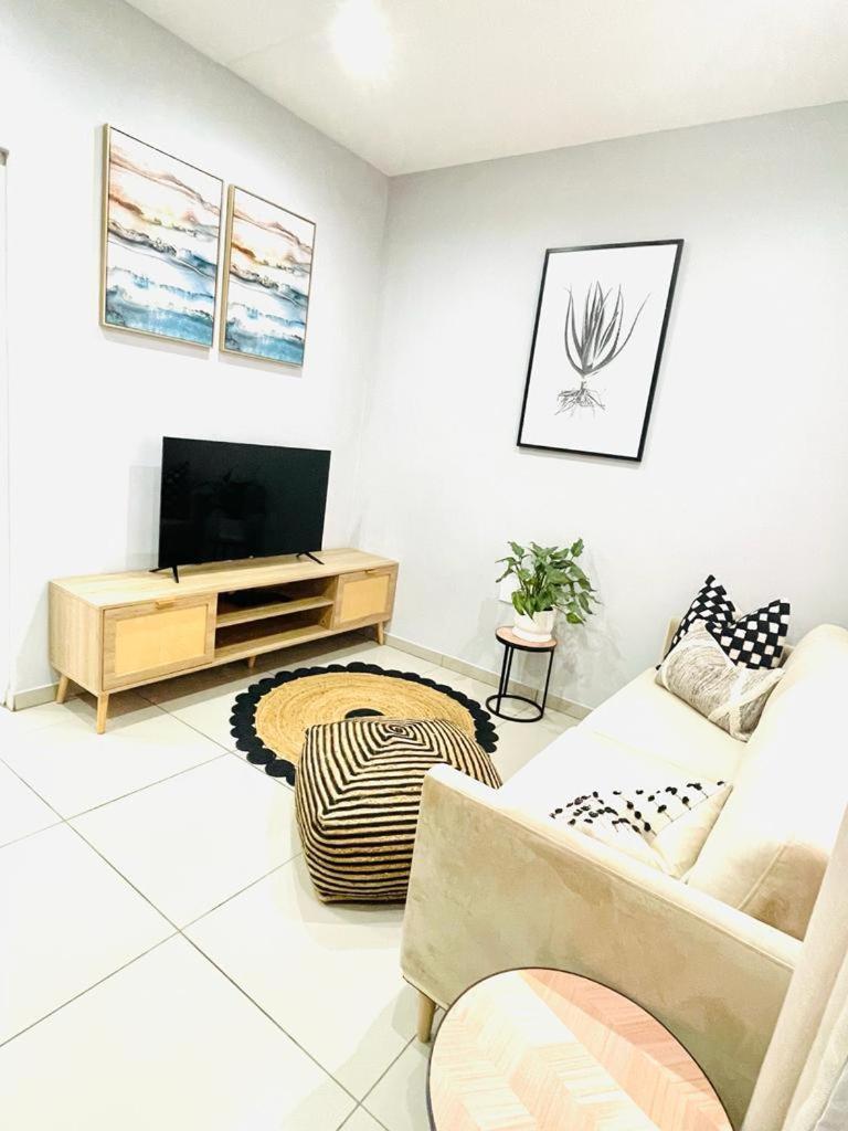 Trendy, Comfortable 1 Bedroom Apartments In Mthatha Buitenkant foto
