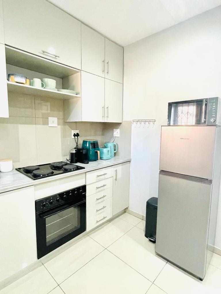 Trendy, Comfortable 1 Bedroom Apartments In Mthatha Buitenkant foto